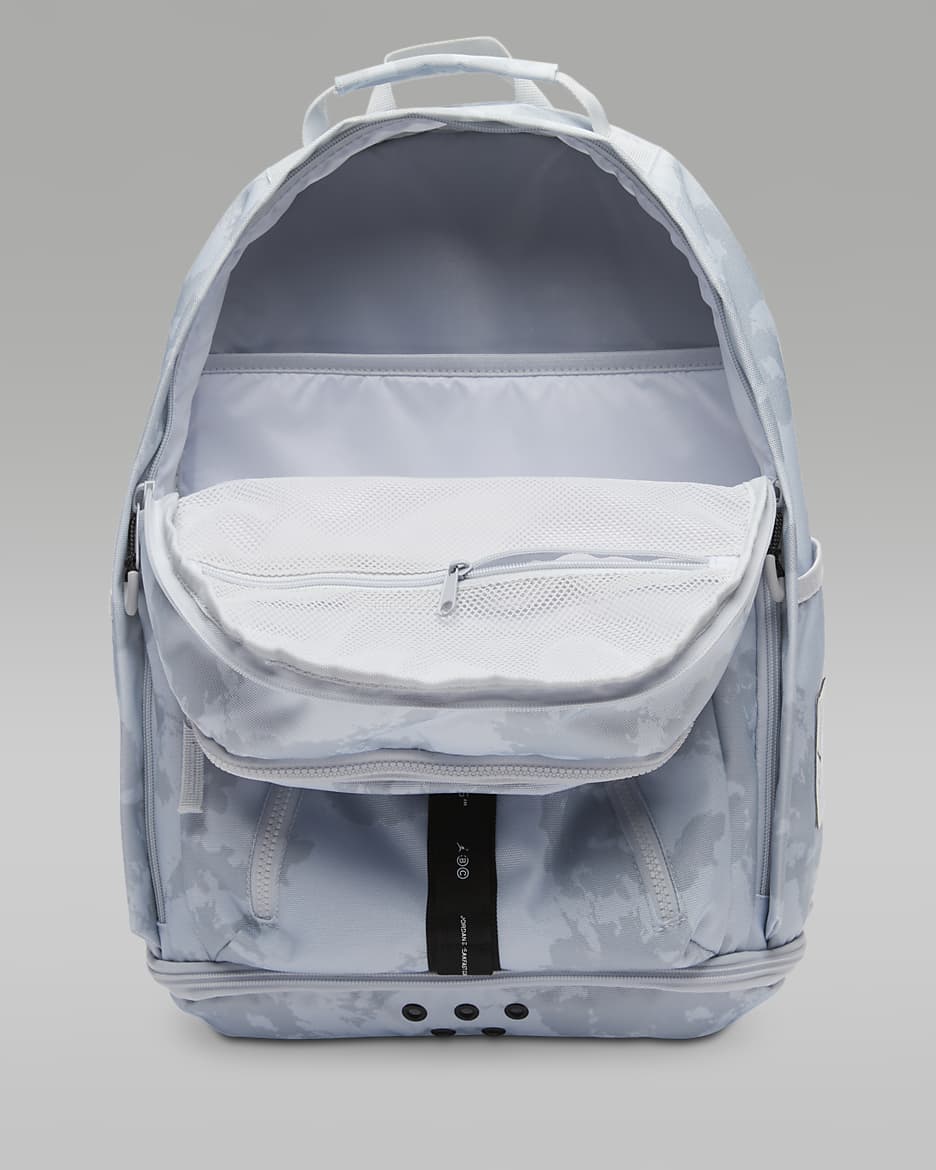 NIKE公式】ジョーダン スポーツ バックパック バックパック (35L).オンラインストア (通販サイト)